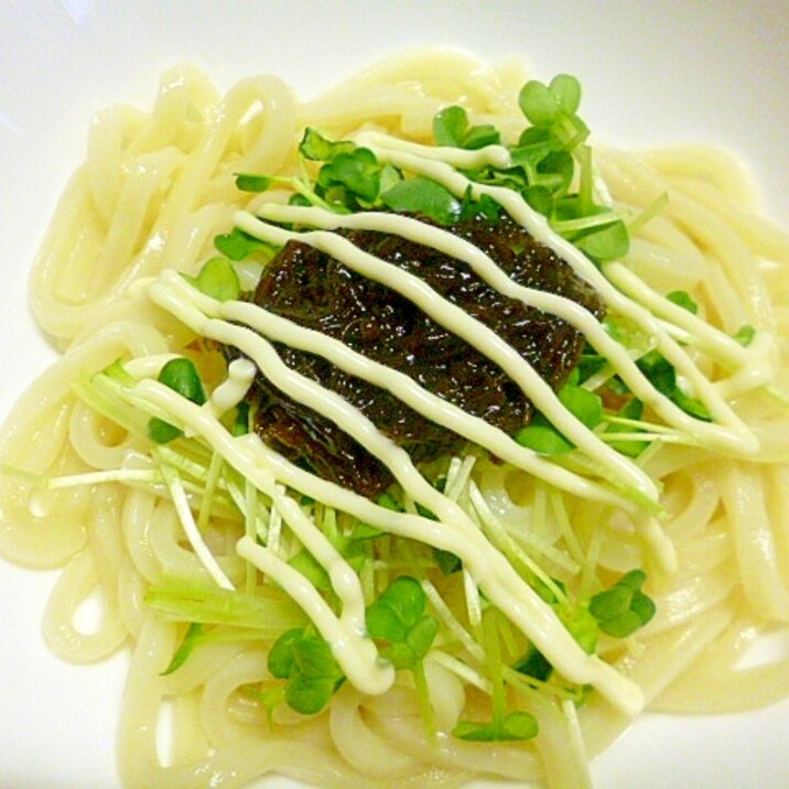 レンジで簡単♪もずくとかいわれ大根の冷やしうどん